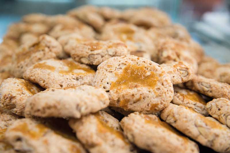 Assortiment de pastes rodones daurades